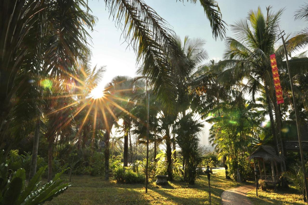 Naga Hill Resort Chiang Rai Bagian luar foto